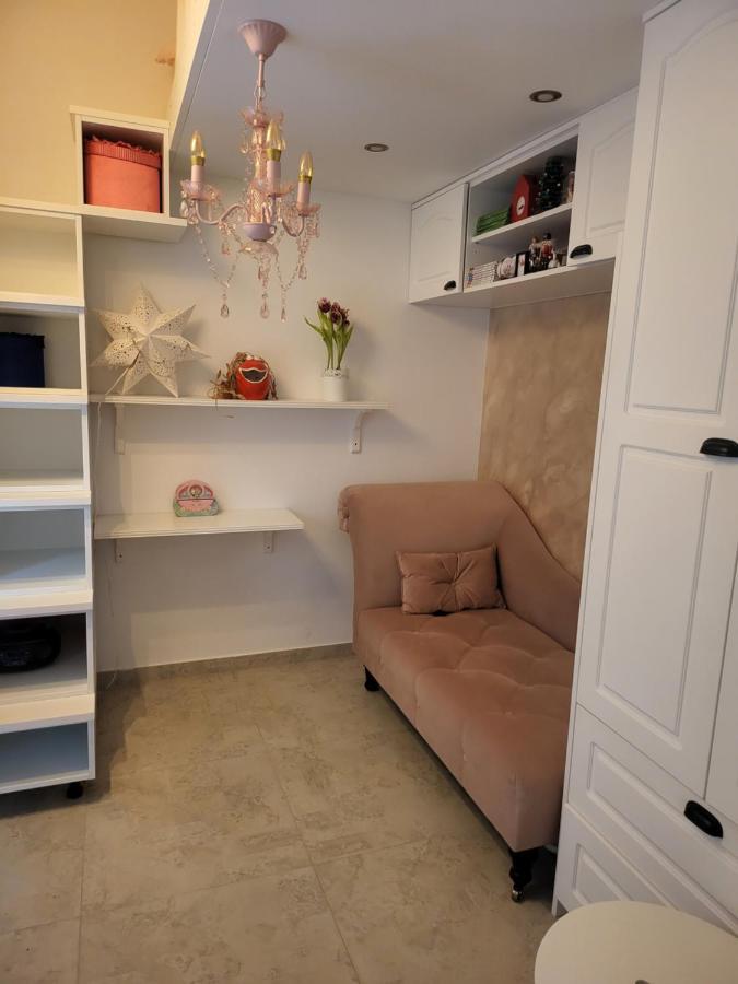 Vintage Apartment In The City Centre Old Town Lubiana Esterno foto