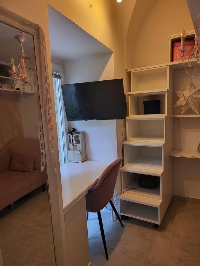 Vintage Apartment In The City Centre Old Town Lubiana Esterno foto